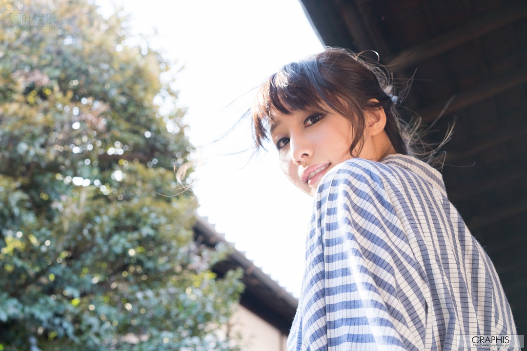 (2017 - 02 - 03) AYAMI Shunka (あやみ旬果) - Sunbeams leaves