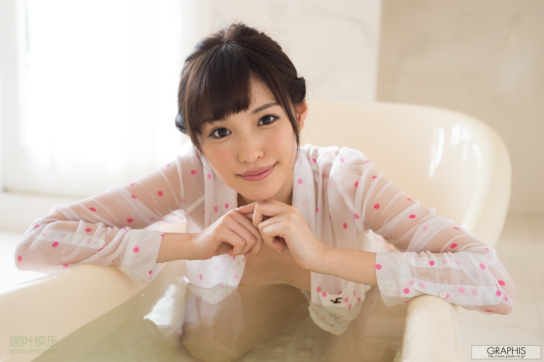 (2016 - 08 - 19) HASHIMOTO Arina (桥本ありな) - Angel whisper