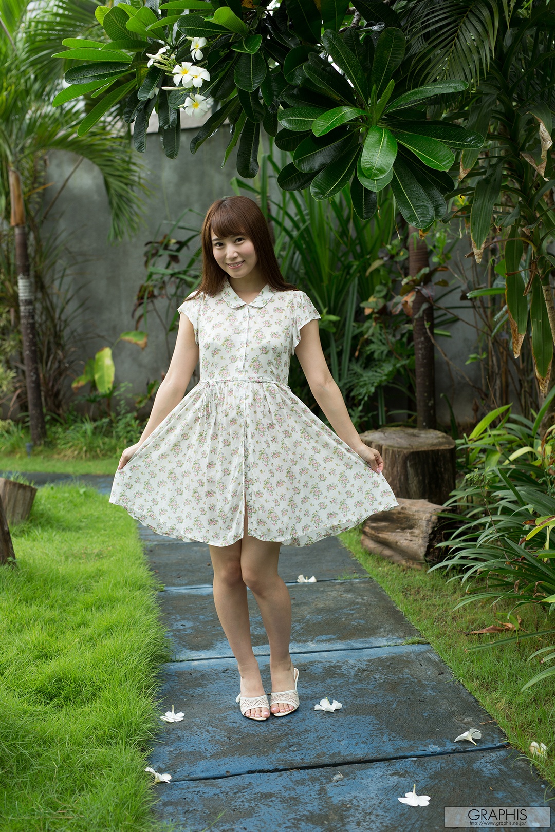 (2016 - 04 - 15) HATSUKAWA Minami (初川みなみ) - Ladylike, cute girl!