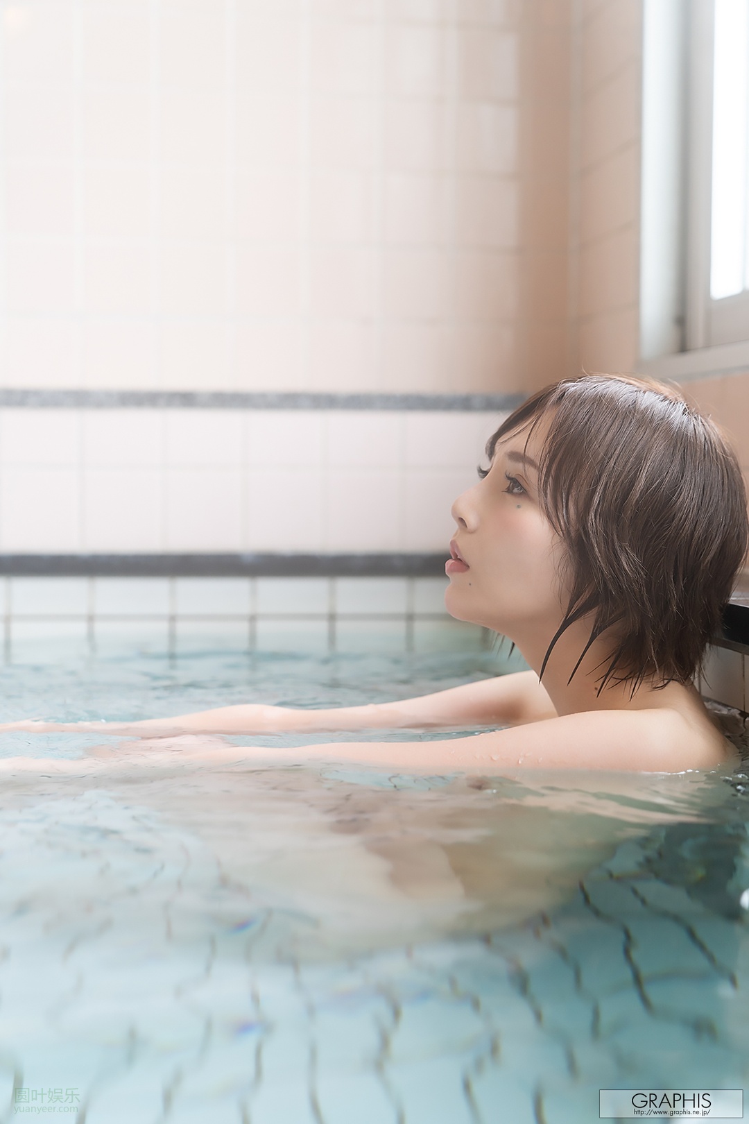 (2020 - 04 - 24) HIROSE Riona (広瀬りおな) - Traverse de craie