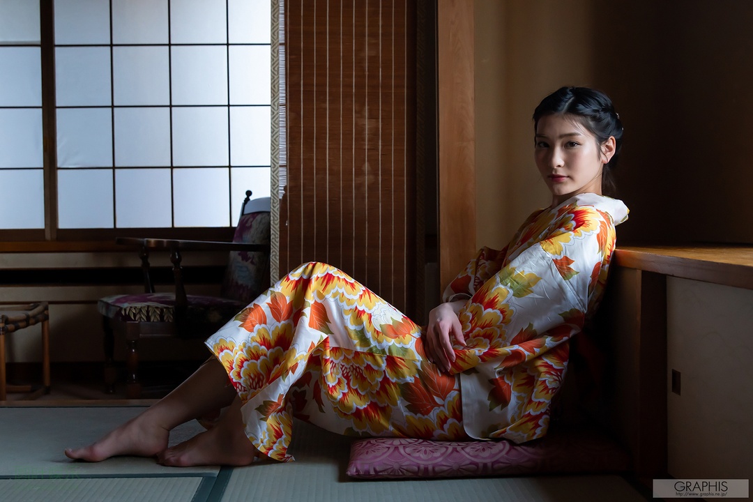 (2019 - 04 - 26) HONJO Suzu (本庄铃) - Golden Week Special 2019 - Deus Biei