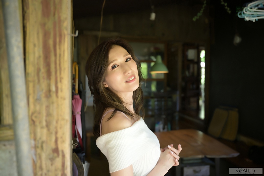 (2022 - 10 - 21) JULIA (ジュリア) - Exquisite