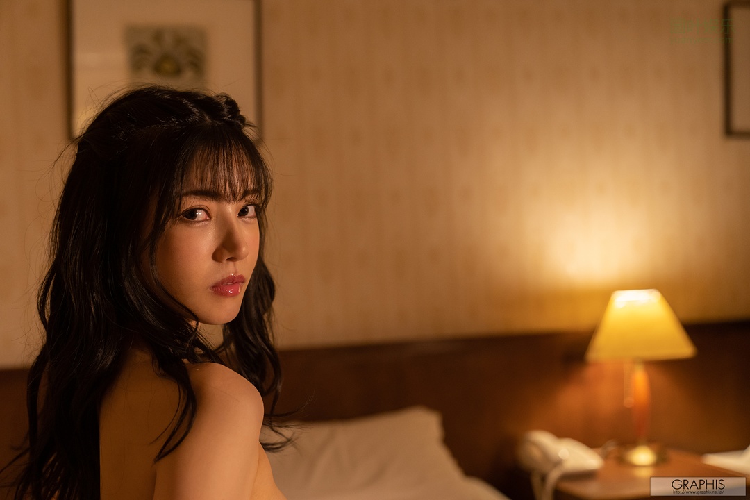 (2020 - 09 - 18) KAEDE Karen (枫カレン) - Cool Beauty