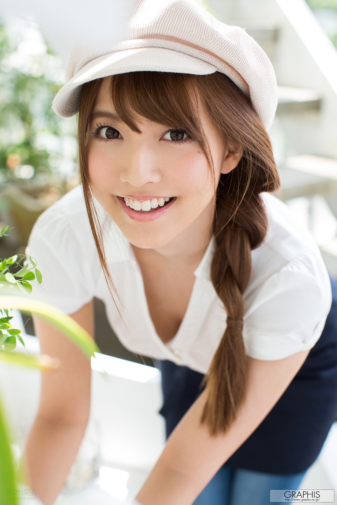 (2016 - 12 - 02) MIKAMI Yua (三上悠亜) - Divine Sprout