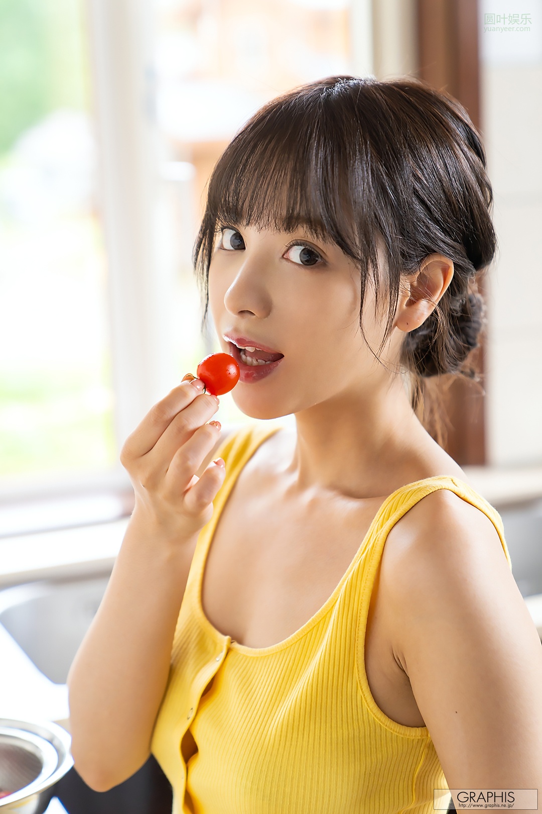 (2018 - 12 - 28) MOMONOGI Kana (桃乃木かな) - Winter Special 2018 - Sign