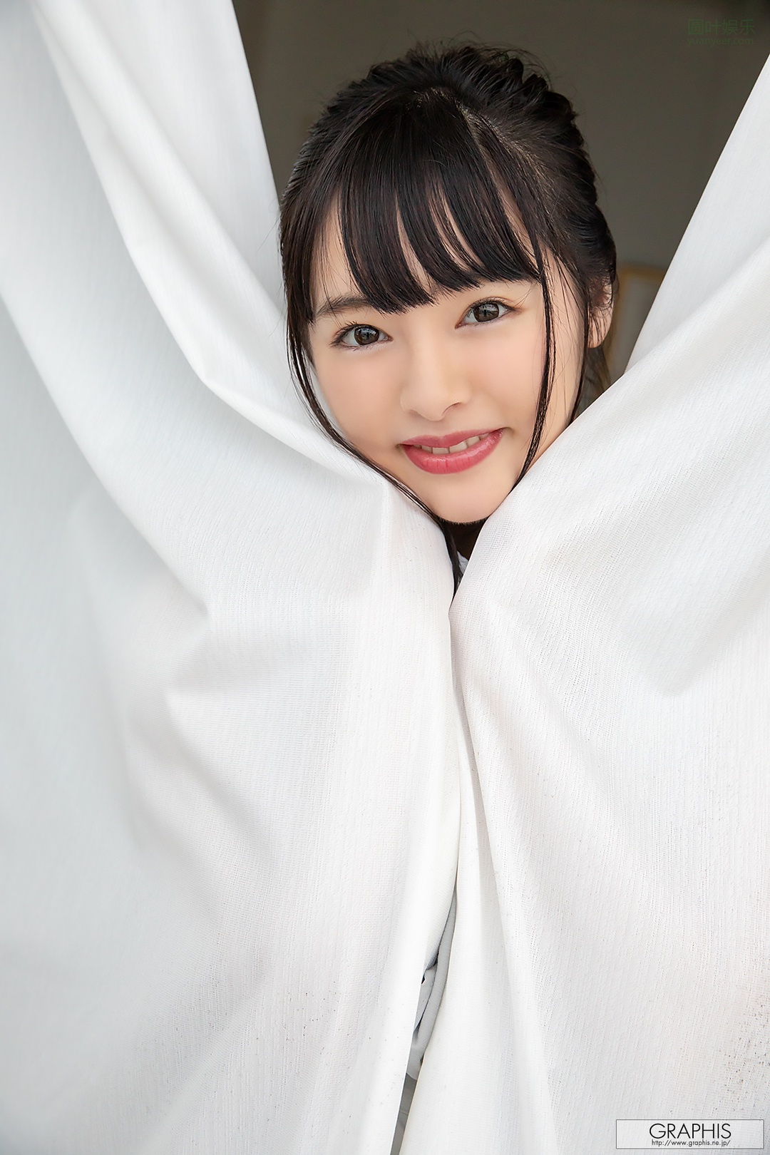 (2018 - 09 - 07) OGURA Yuna (小仓由菜) - Yunacent Cute