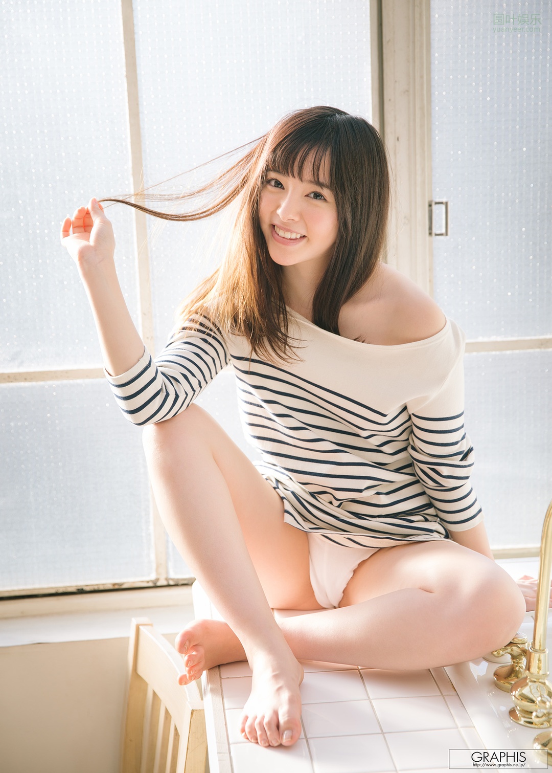 (2018 - 03 - 02) OGURA Yuna (小仓由菜)