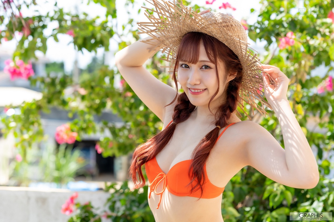 (2021 - 09 - 17) SAITO Amiri (斎藤あみり) - Sensual