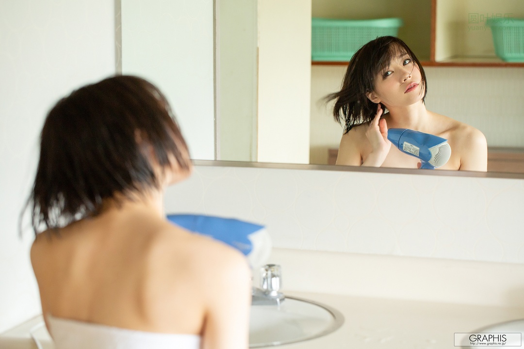 (2018 - 07 - 20) SUZUMURA Airi (铃村あいり) - Summer Special 2018 - Days Of Love