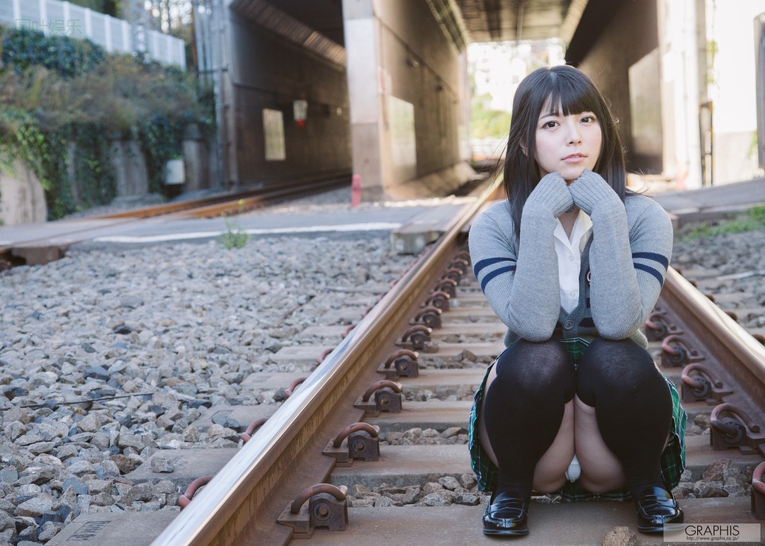 (2015 - 03 - 27) UEHARA Ai (上原亜衣) - Spring Special 2015 - Allure