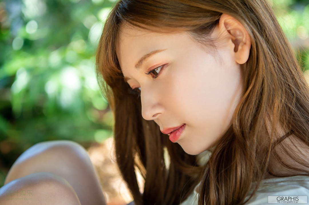 (2019 - 10 - 04) AKARI Tsumugi (明里つむぎ) - Autumn Special 2019 - Moment