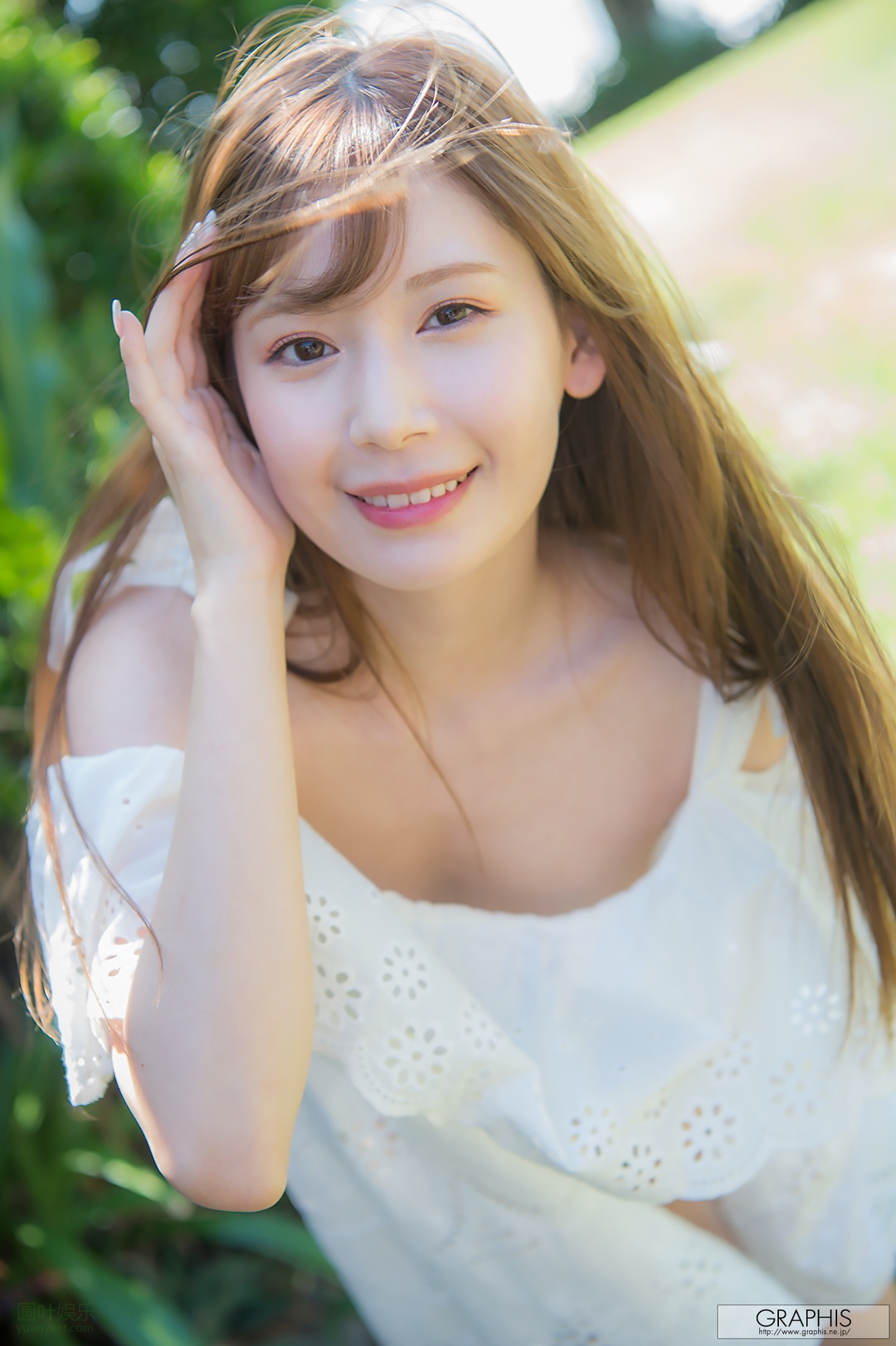 (2020 - 08 - 01) AKARI Tsumugi (明里つむぎ) Calendar封面