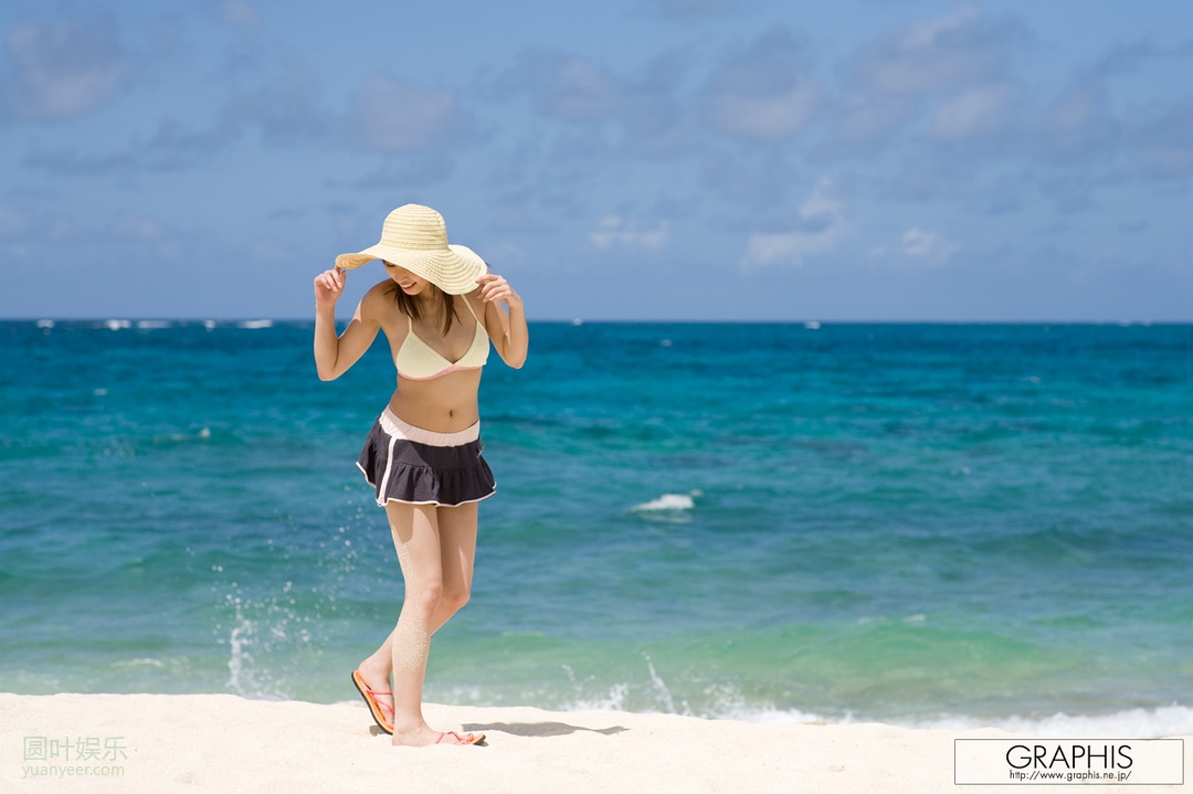 (2009 - 12 - 18) AKIYAMA Shouko (秋山祥子) - Lucky