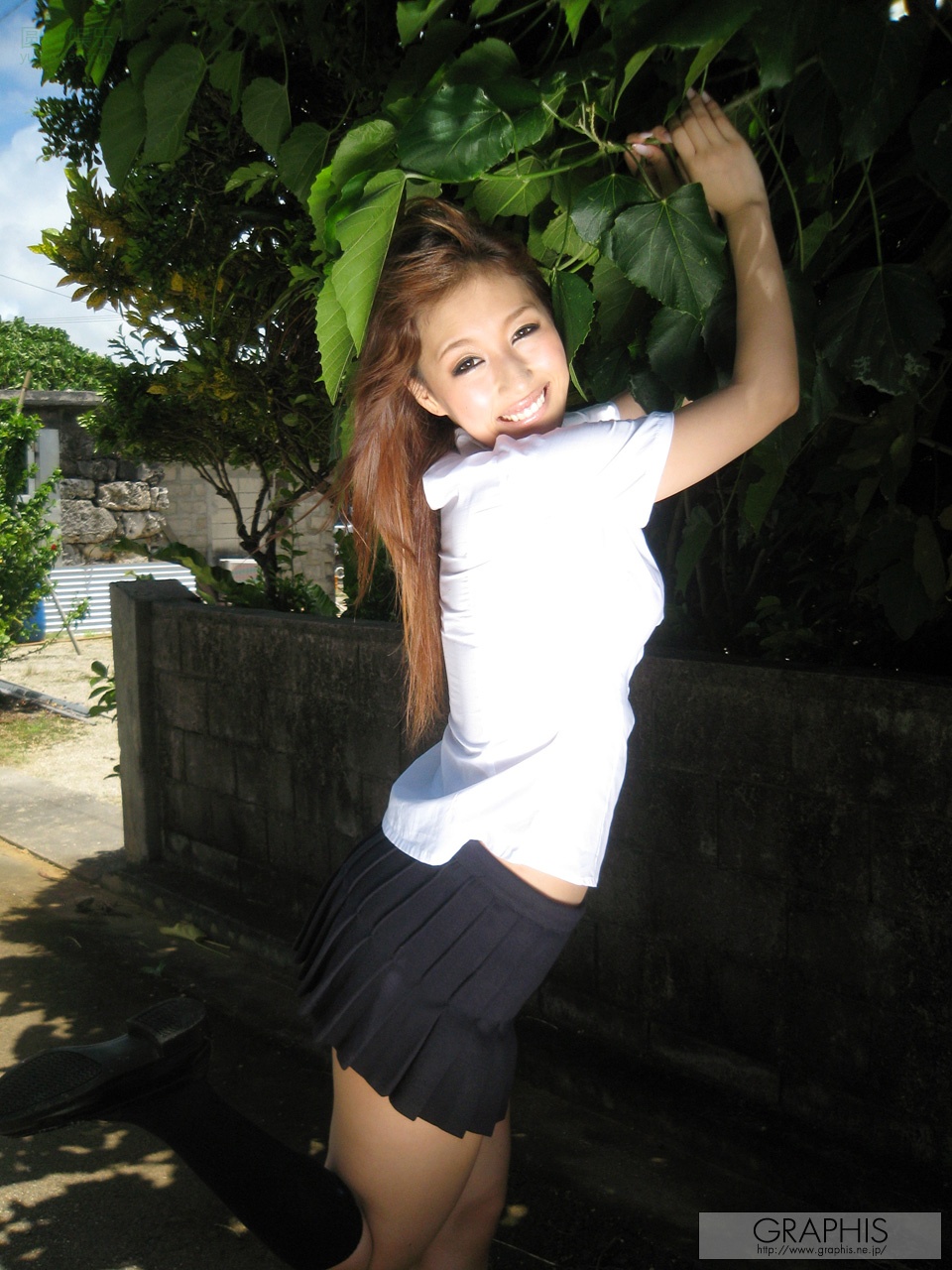 (2009 - 12 - 18) AKIYAMA Shouko (秋山祥子) - Lucky