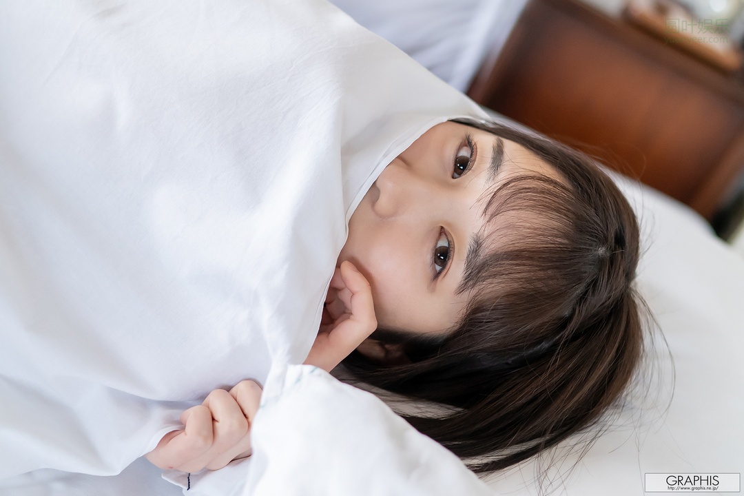 (2019 - 04 - 05) FUJIE Shiho (藤江史帆) - Pele clara