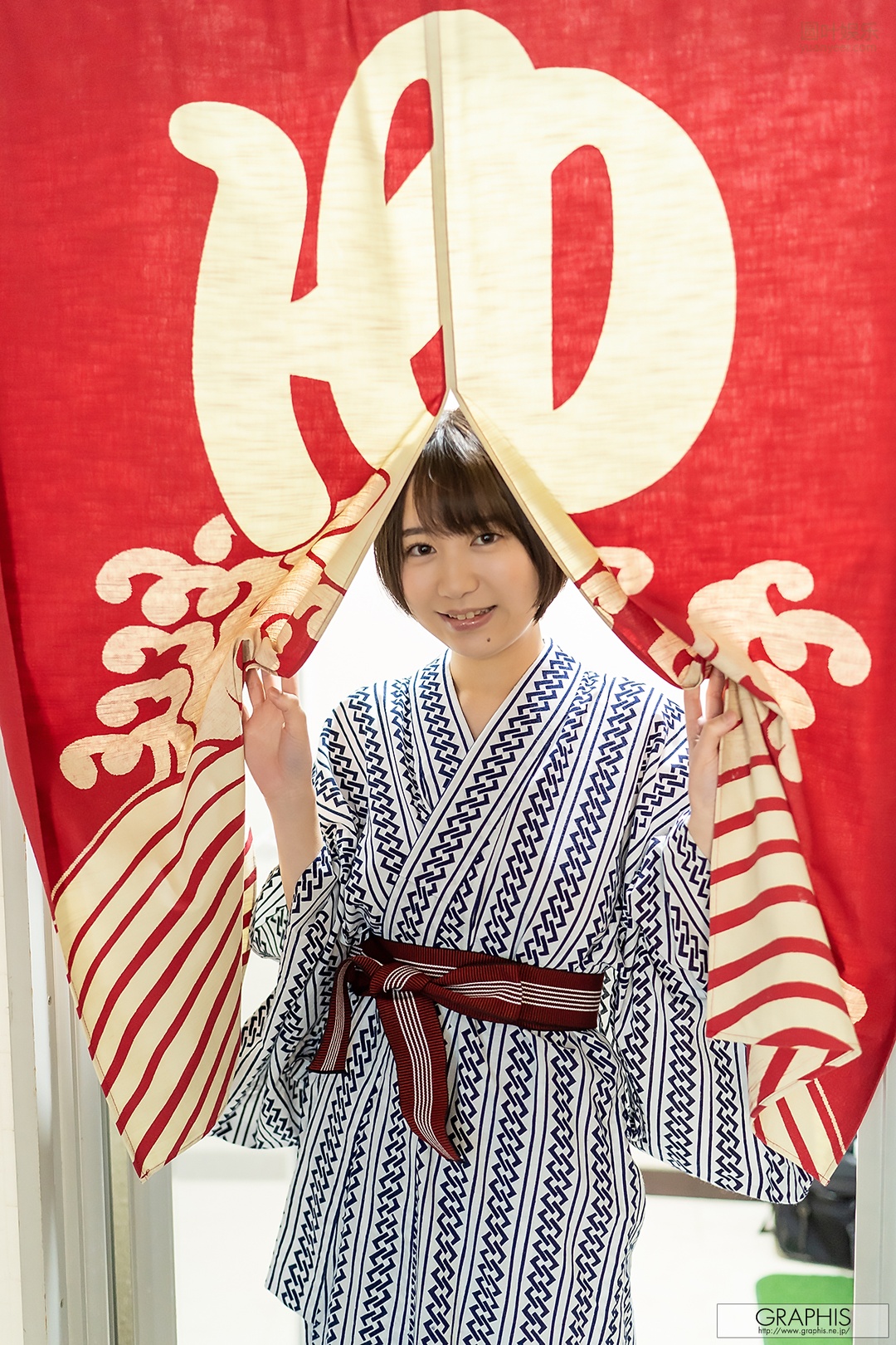 (2019 - 04 - 05) FUJIE Shiho (藤江史帆) - Pele clara