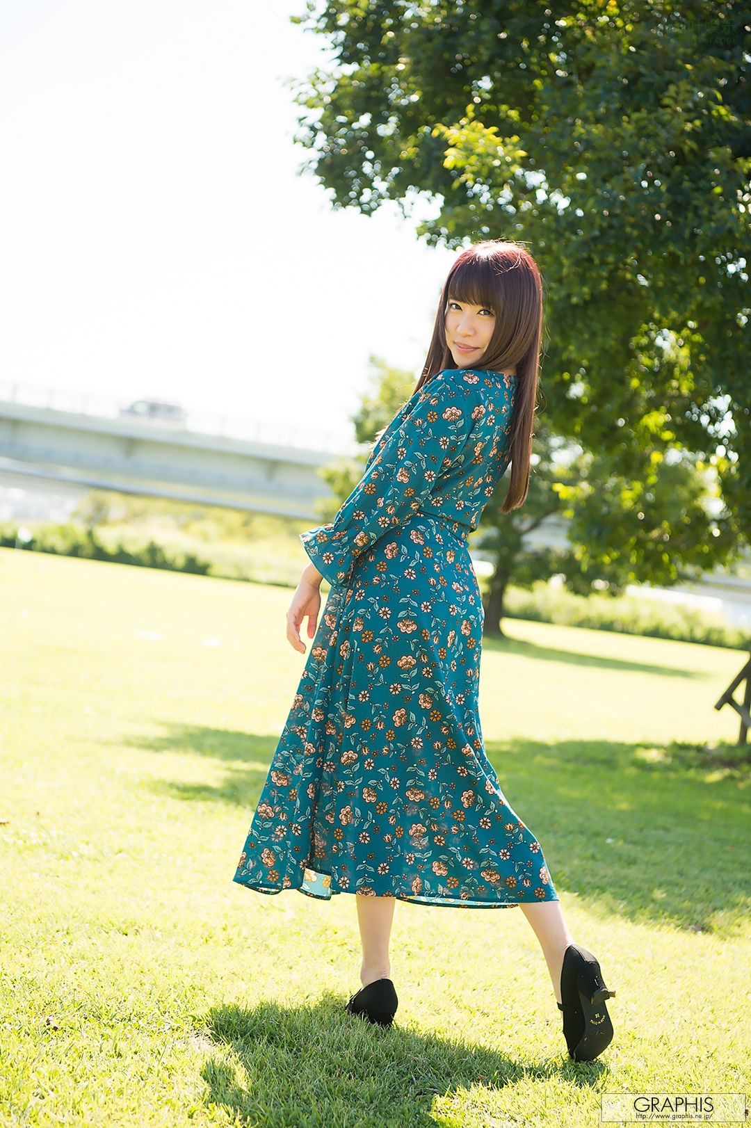 (2017 - 11 - 10) HATSUMI Rin (初美りん) - Look at me!