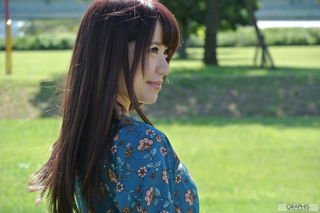 (2017 - 11 - 10) HATSUMI Rin (初美りん) - Look at me!