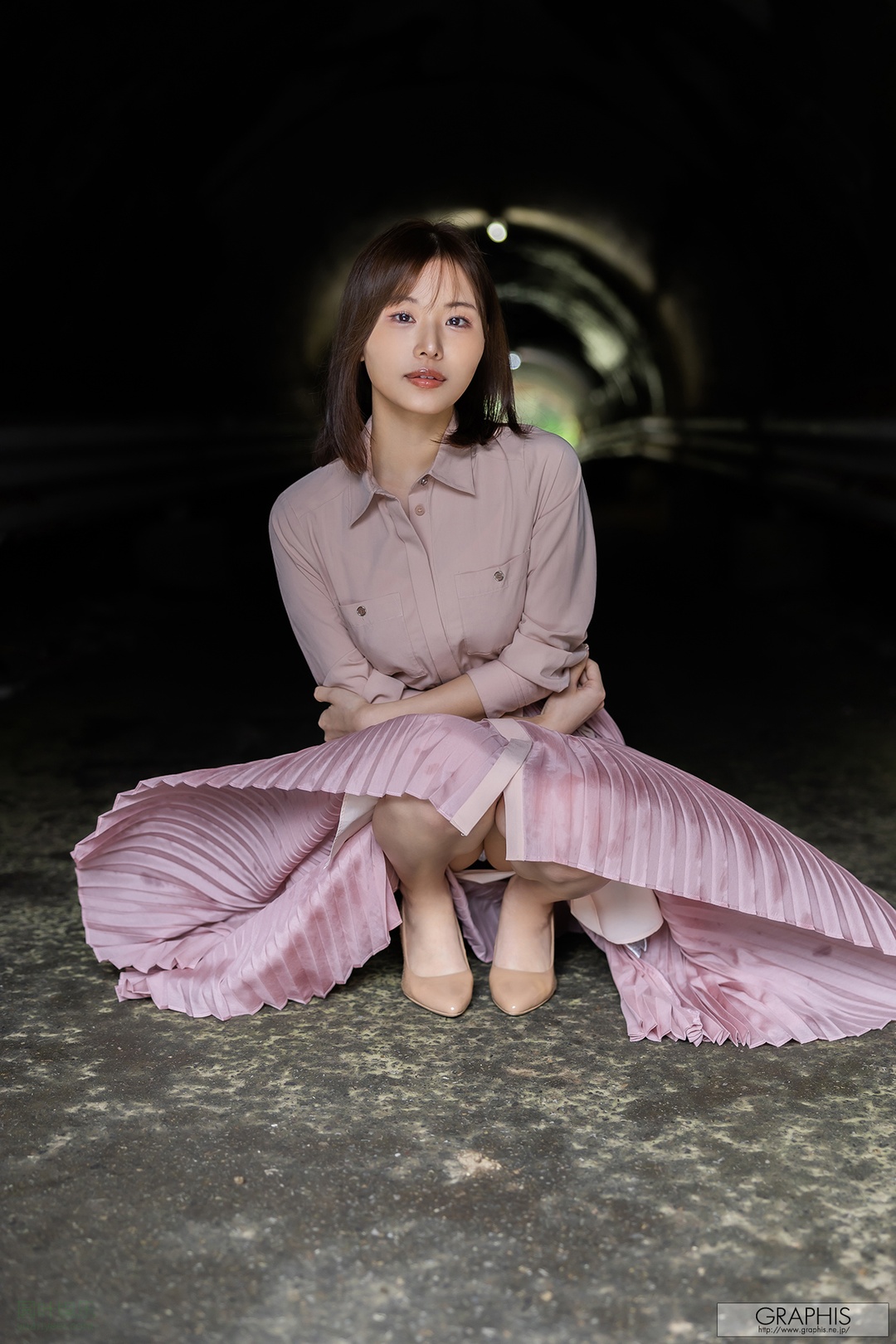 (2023 - 04 - 28) HONGO Ai (本郷爱) - Emotional封面图片