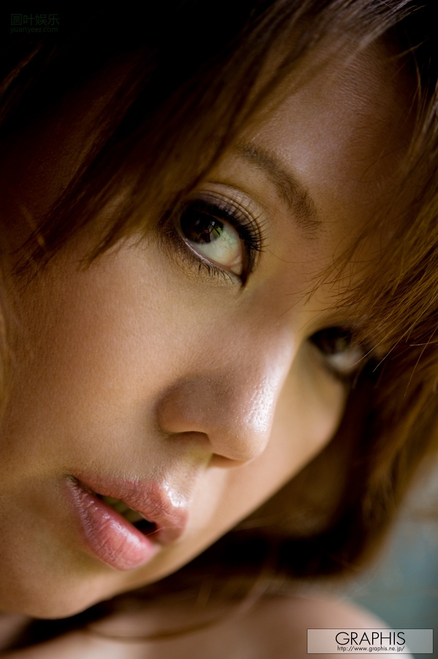 (2009 - 09 - 18) KAIMAN Hitomi (贝満ひとみ) - Special Nude Gallery - The Crocodile Lady