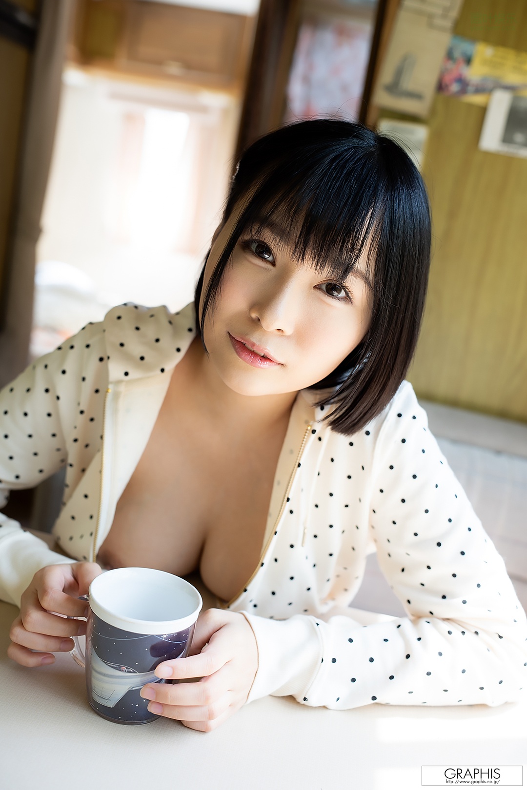 (2018 - 05 - 11) KAWAI Asuna (河合あすな) - Natural beauty melons!