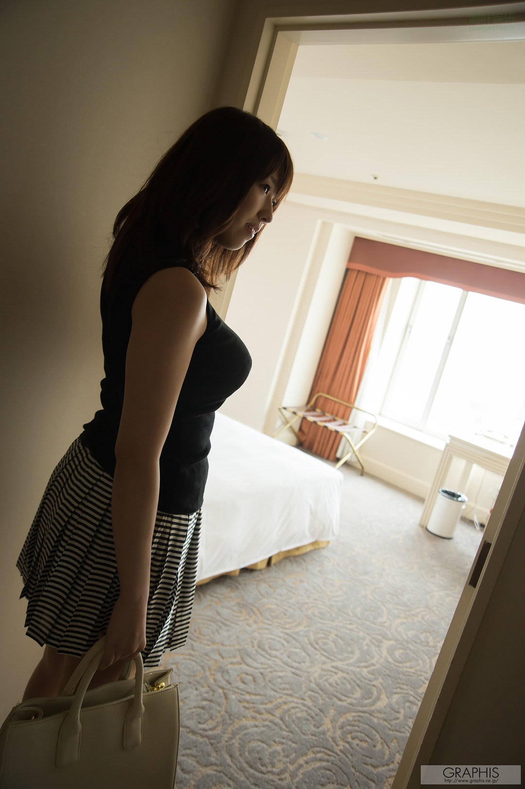 (2017 - 07 - 14) MATSUMOTO Nanami (松本菜奈実) - Voluptuous!