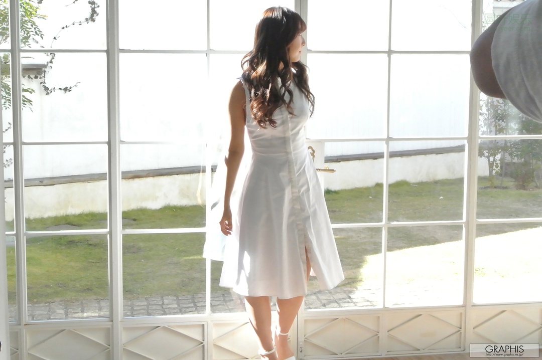 (2018 - 04 - 27) MIKAMI Yua (三上悠亜) - Dream like time