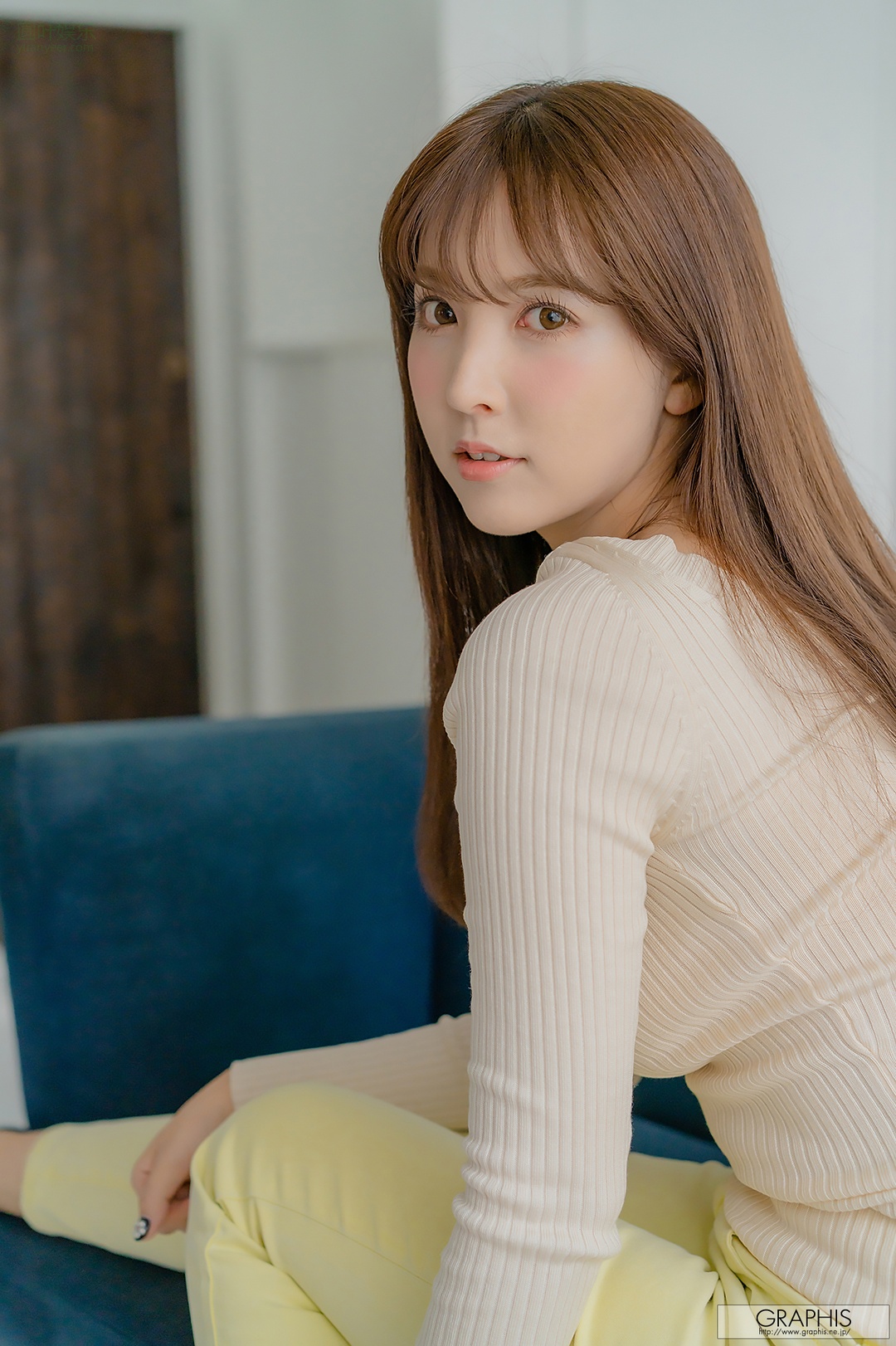 (2020 - 01 - 10) MIKAMI Yua (三上悠亜) - Sweet Smile