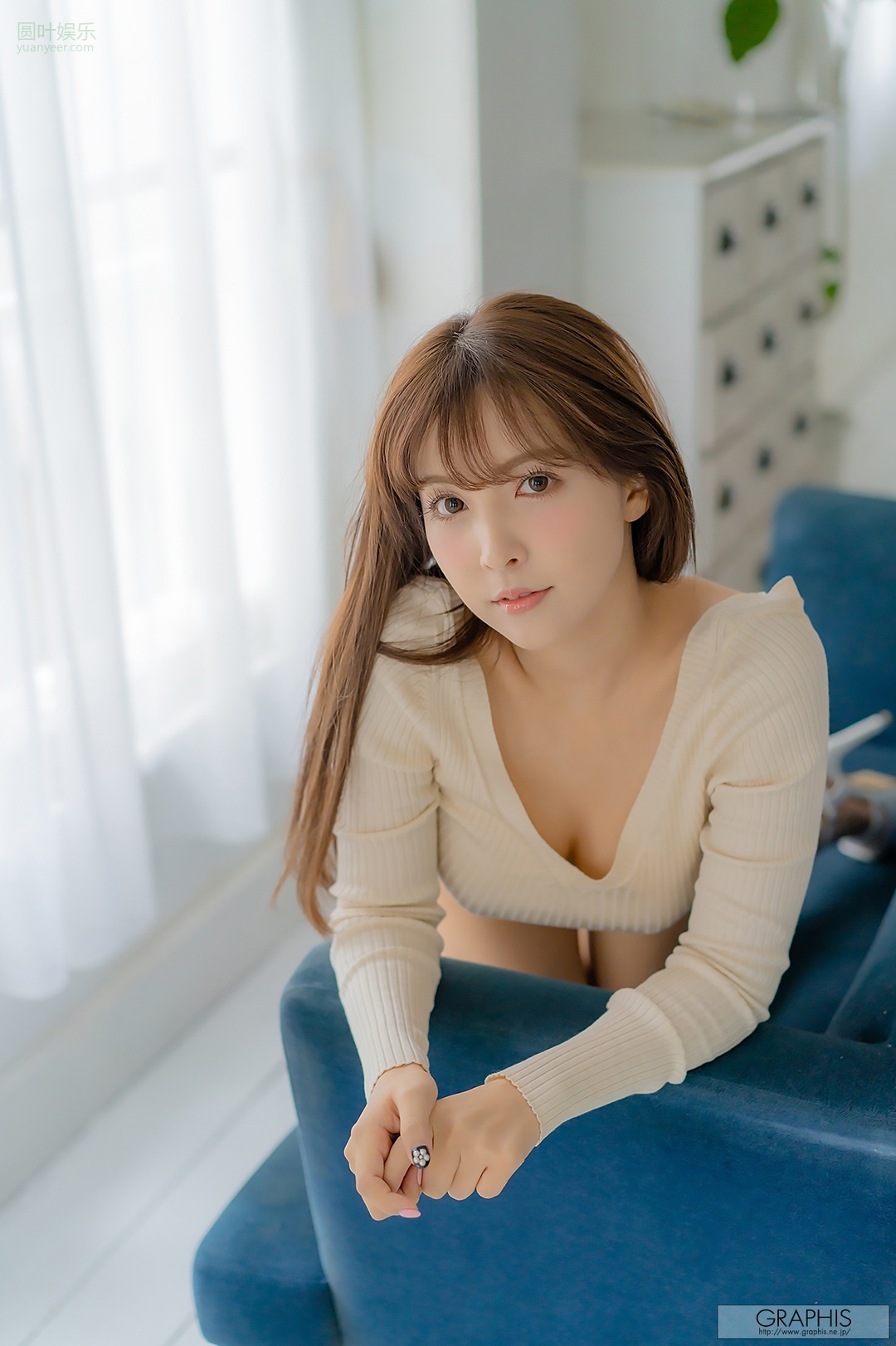 (2020 - 01 - 10) MIKAMI Yua (三上悠亜) - Sweet Smile