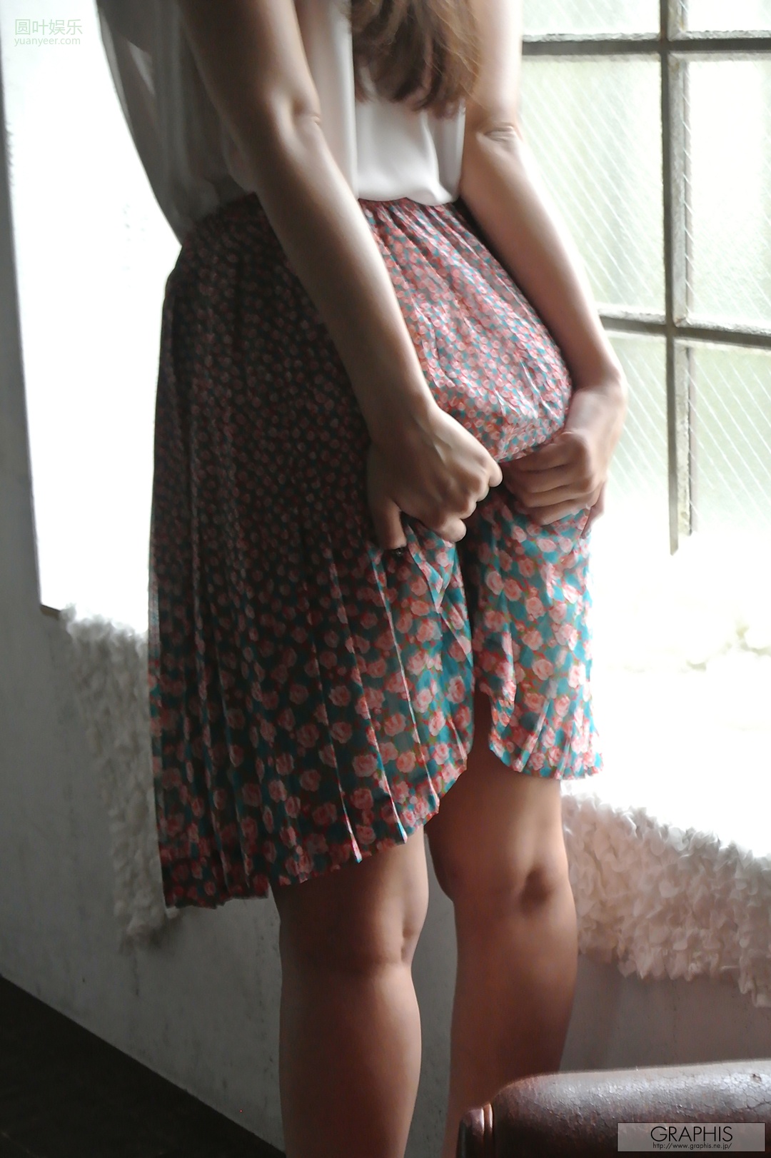 (2020 - 01 - 10) MIKAMI Yua (三上悠亜) - Sweet Smile