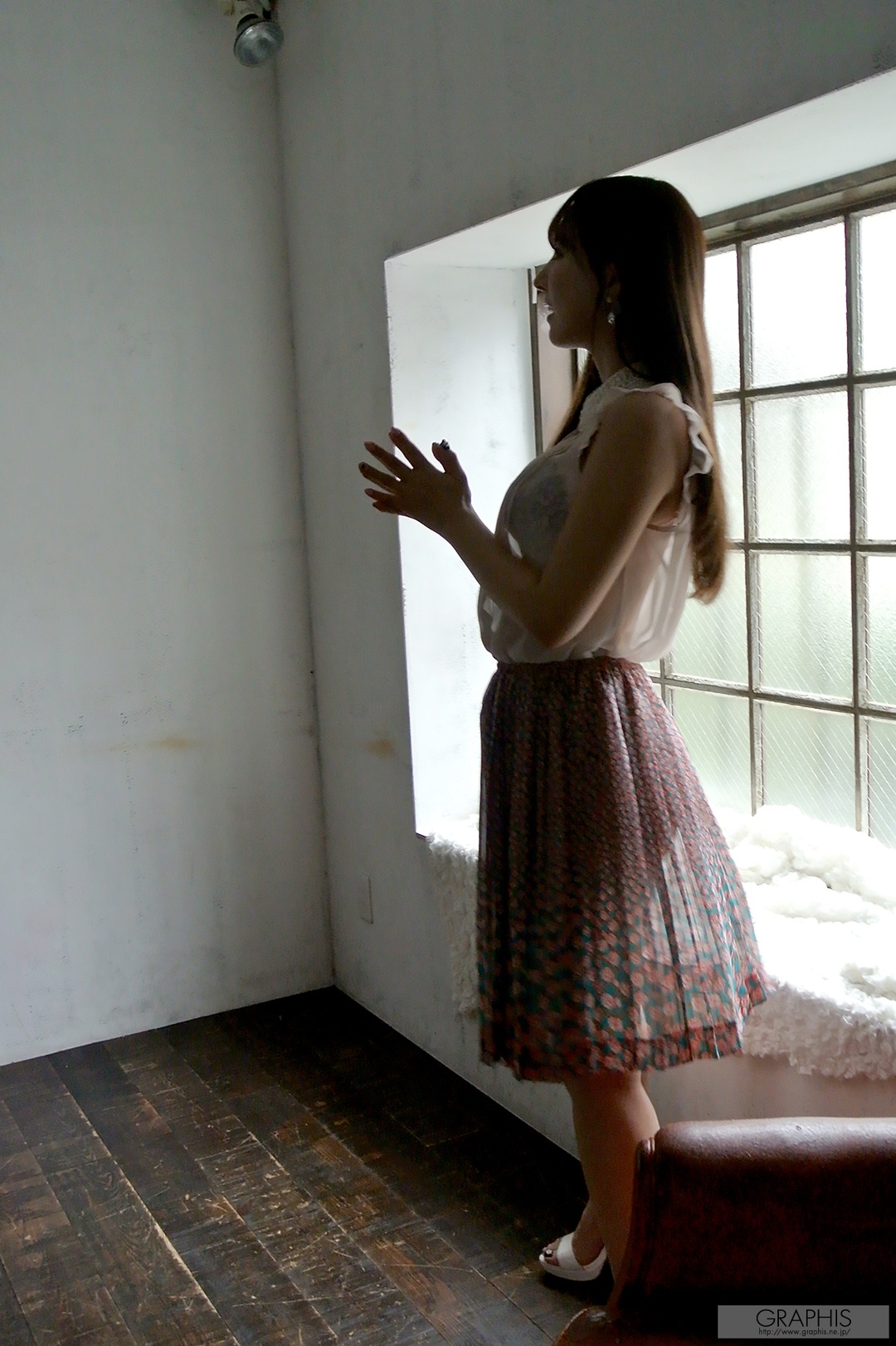 (2020 - 01 - 10) MIKAMI Yua (三上悠亜) - Sweet Smile