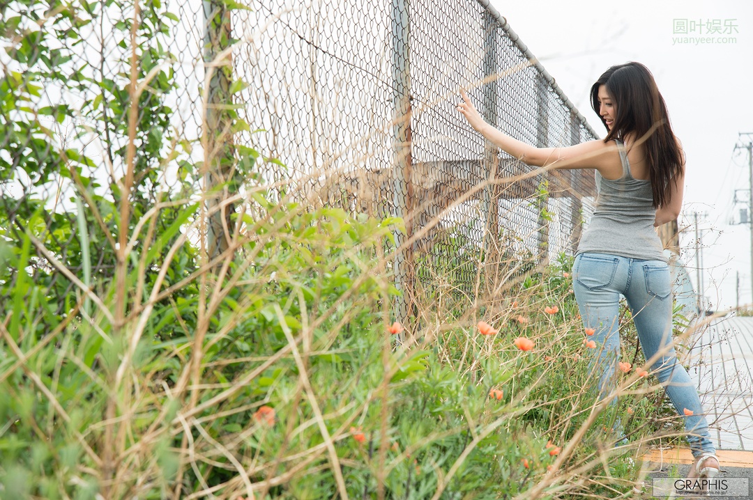 (2016 - 05 - 13) MIZUKI Miri (水稀みり) - slim beauty