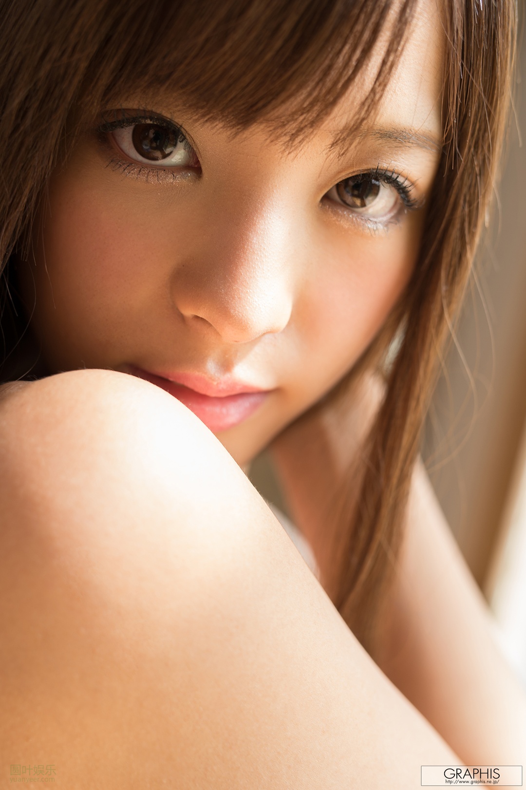 (2016 - 11 - 25) MOMONOGI Kana (桃乃木 かな) - Dazzling fruit