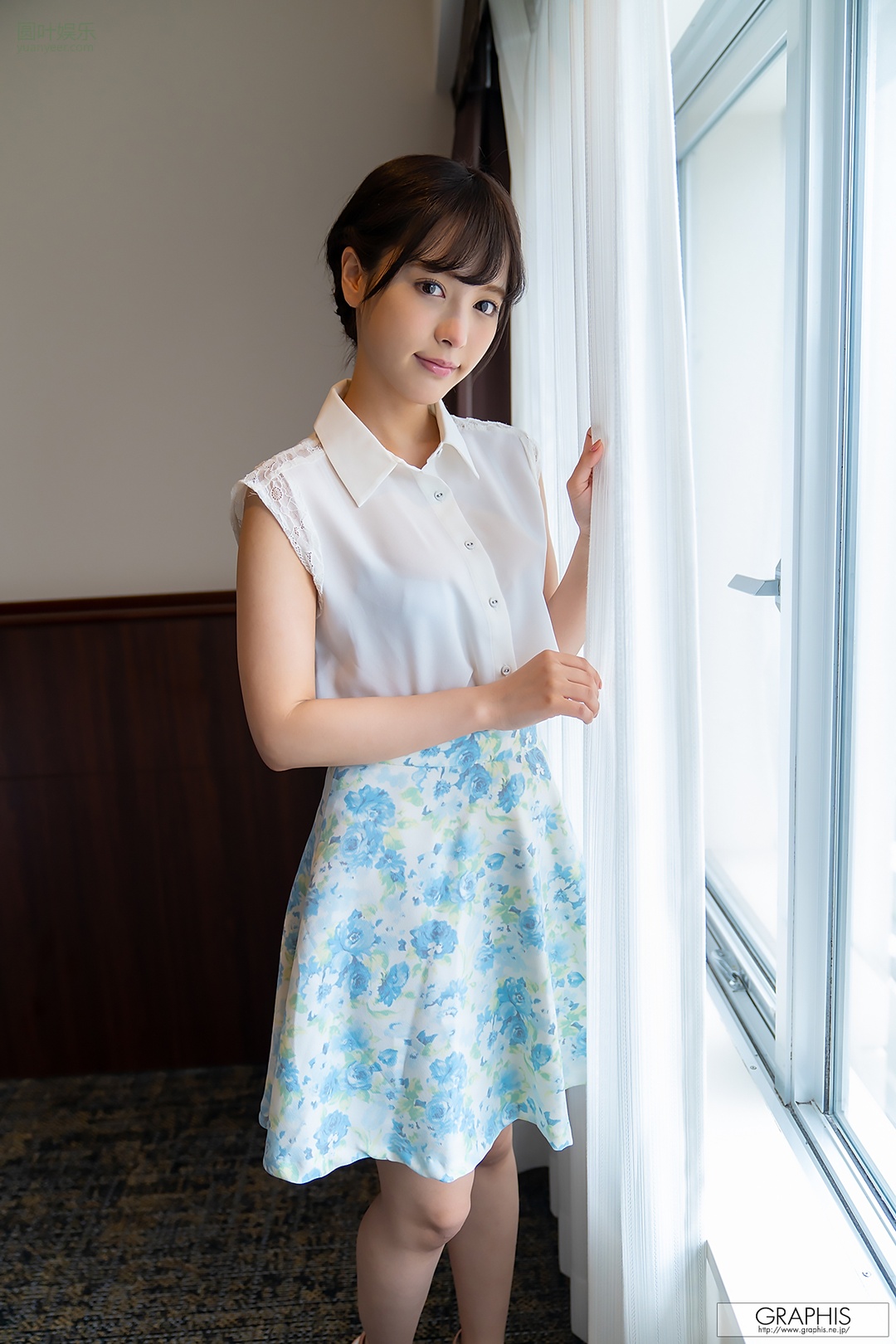 (2018 - 12 - 28) MOMONOGI Kana (桃乃木かな) - Winter Special 2018 - Sign