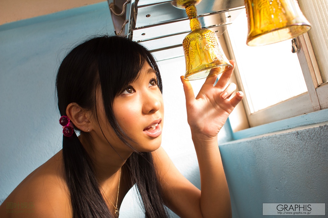 (2012 - 01 - 06) OGURA Nana (小仓奈々) - GLAMOROUS BODY