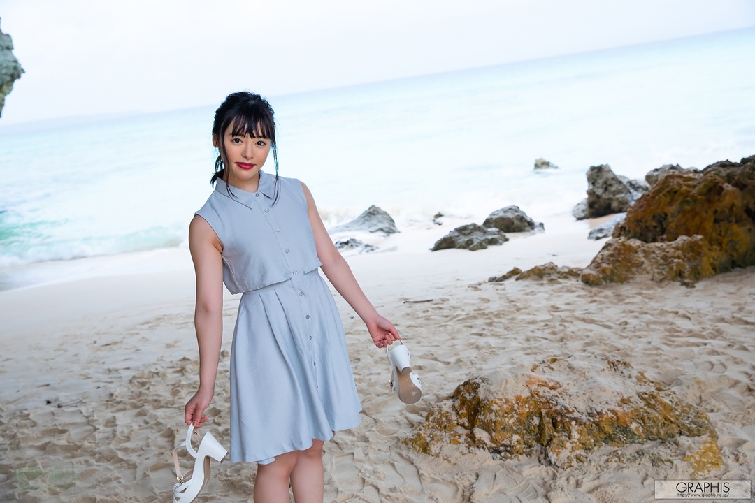 (2018 - 09 - 07) OGURA Yuna (小仓由菜) - Yunacent Cute