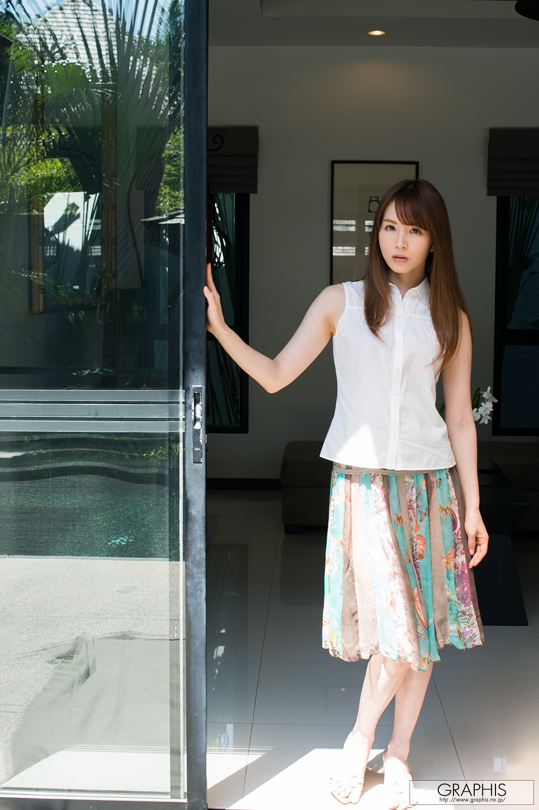 (2014 - 07 - 18) OHASHI Miku (大桥未久) - Special Limited Gallery