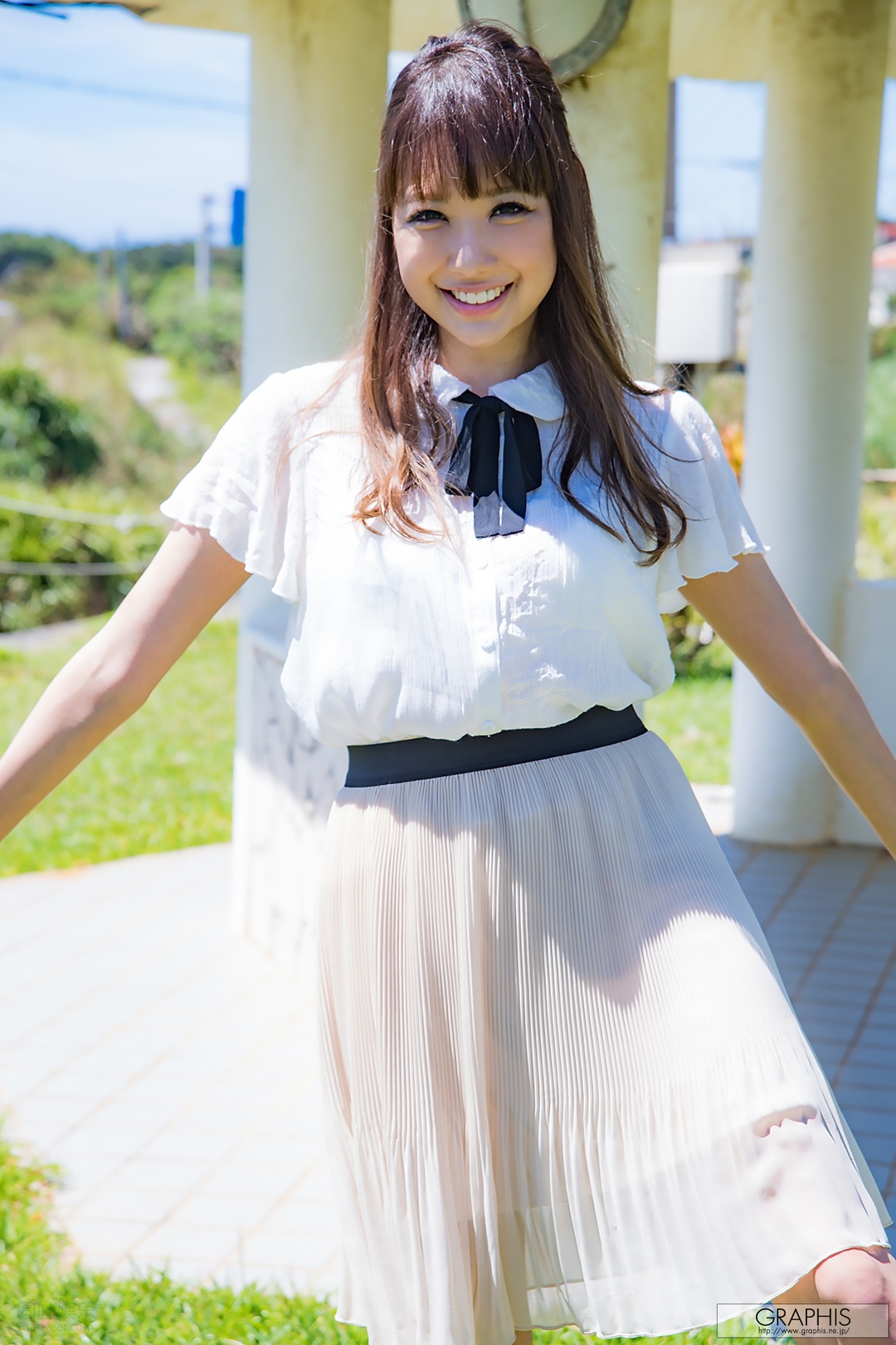 (2018 - 09 - 01) RION (莉音) Calendar封面