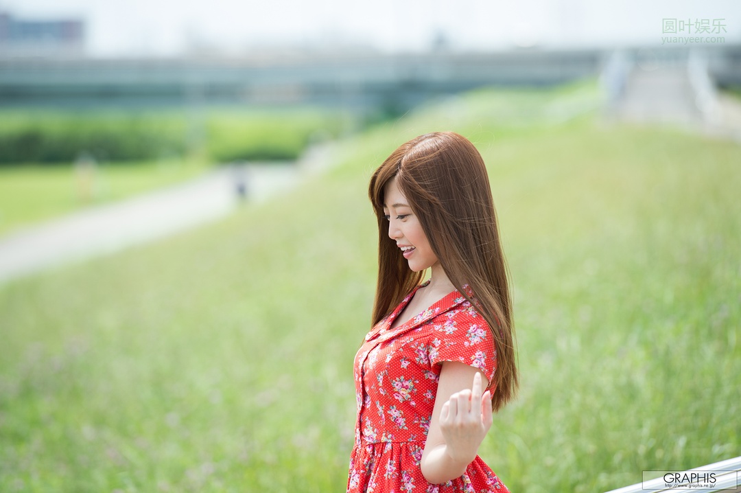 (2016 - 07 - 22) SAKAKI Riria (榊梨々亜) - Be shy