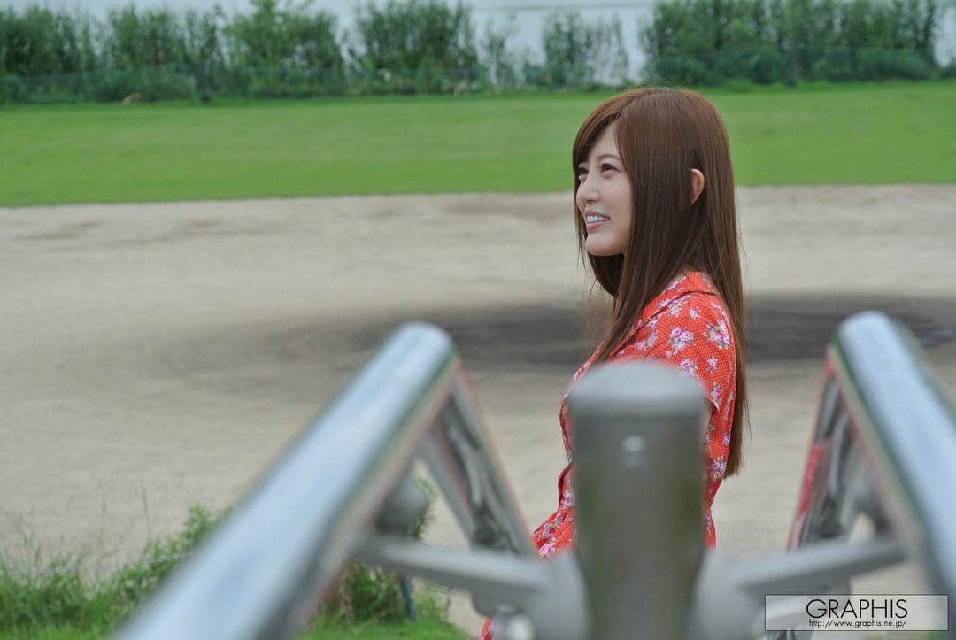 (2016 - 07 - 22) SAKAKI Riria (榊梨々亜) - Be shy