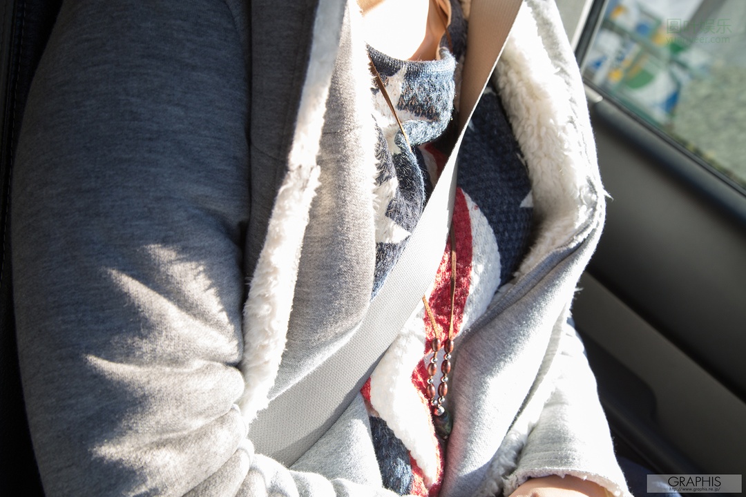 (2016 - 05 - 02) SAKURA Mana (纱仓まな) - Spring Special 2016 - I'm in love with you