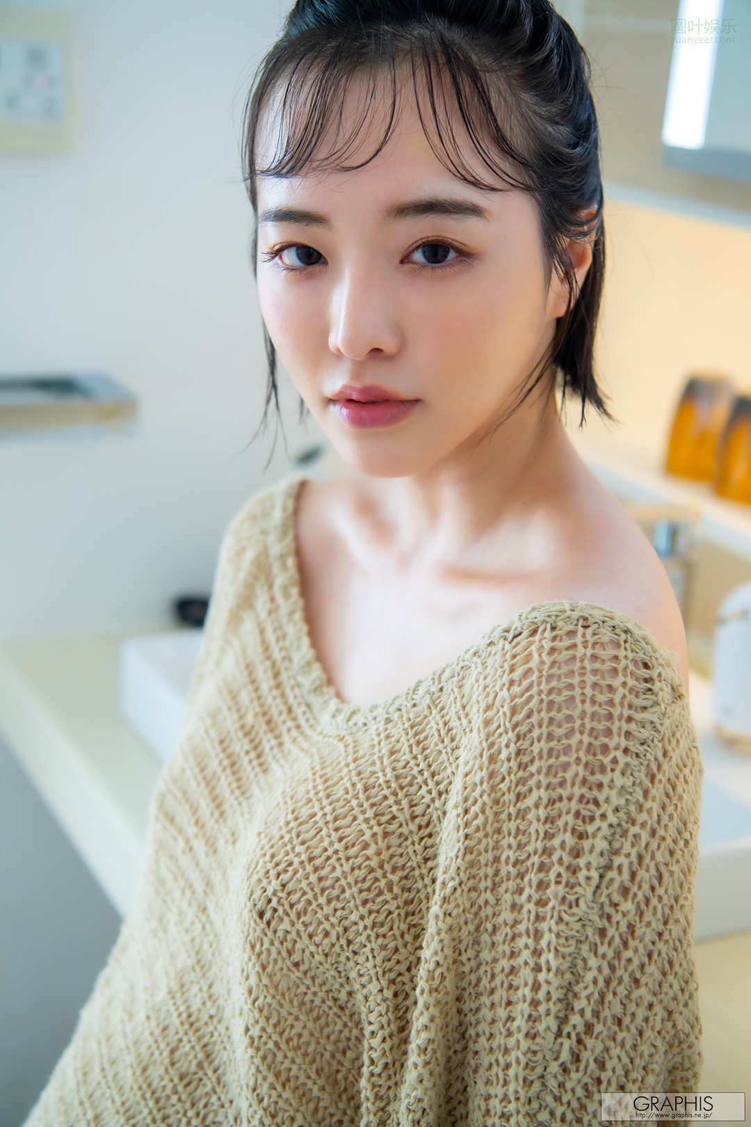 (2021 - 04 - 16) SANNOMIYA Tsubaki (三宫つばき) - Graceful封面图片