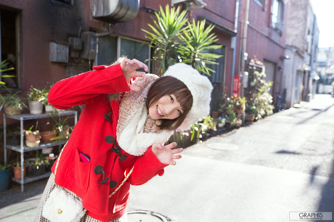 (2016 - 01 - 08) SUZUMURA Airi (铃村あいり) - New Year Special 2016 - Petite Amie