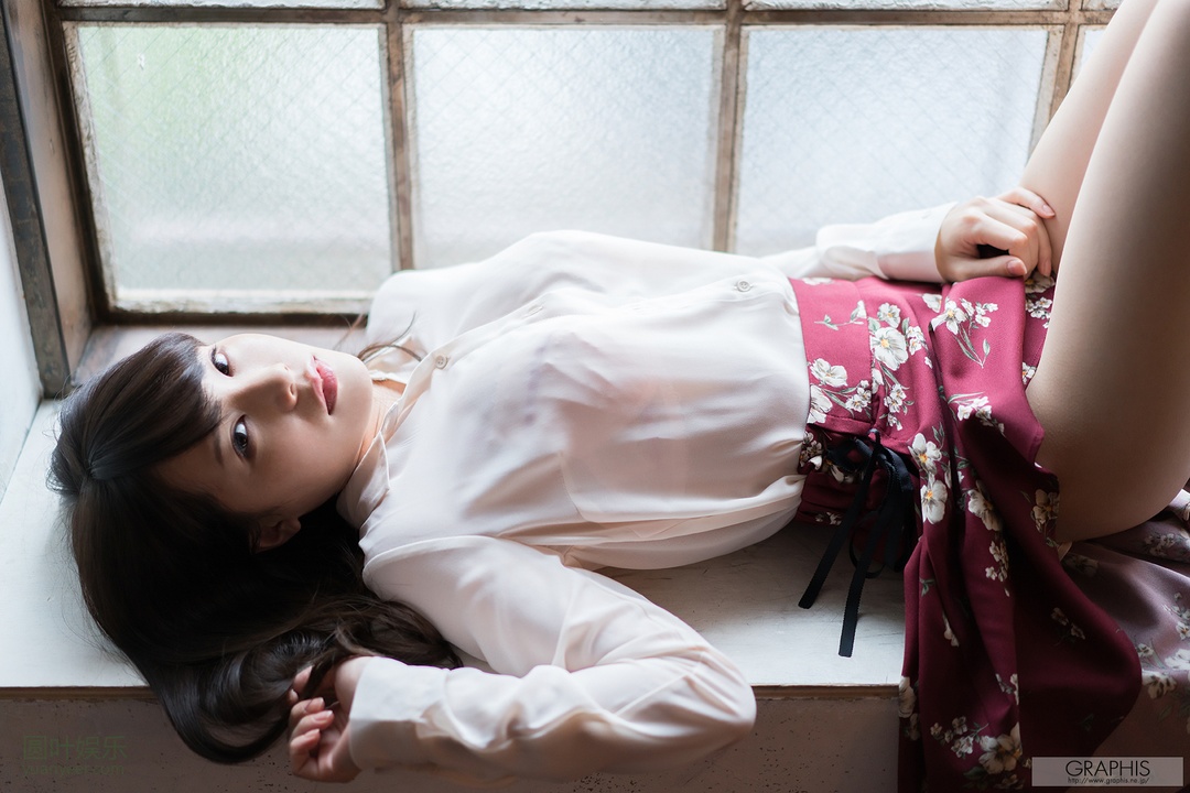 (2017 - 12 - 25) SUZUMURA Airi (铃村あいり) - Sexually Attractive