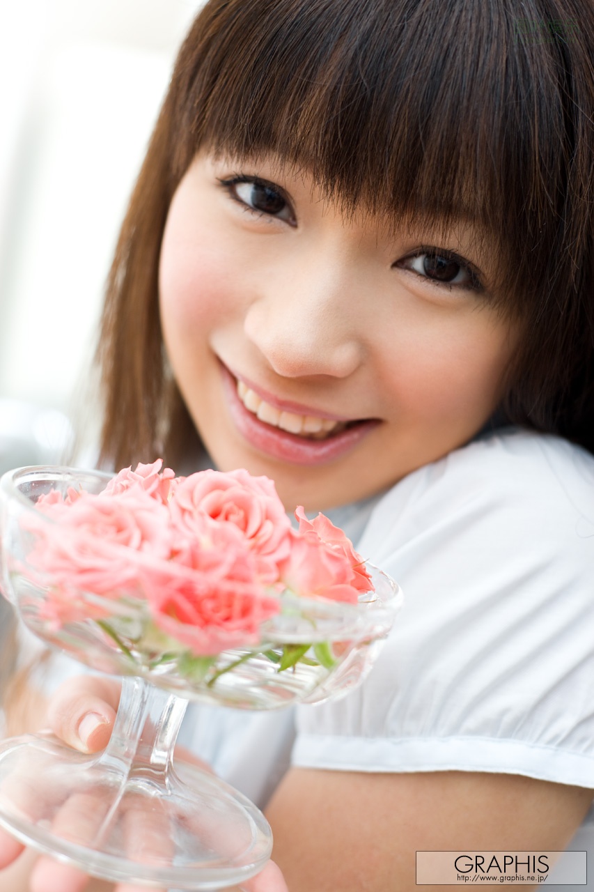 (2010 - 04 - 30) TSUJI Hitomi (辻仁美)封面