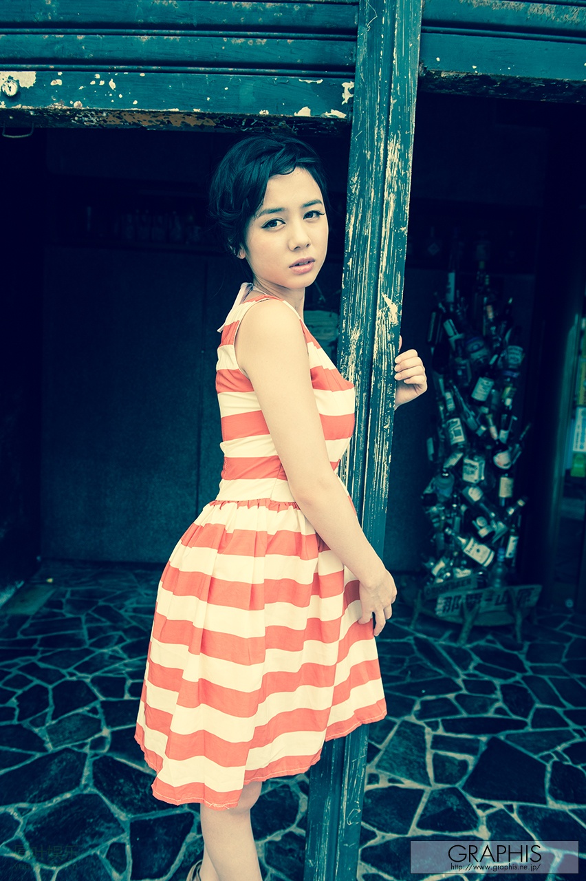 (2014 - 11 - 01) YOSHIKAWA Aimi (吉川あいみ) Calendar封面