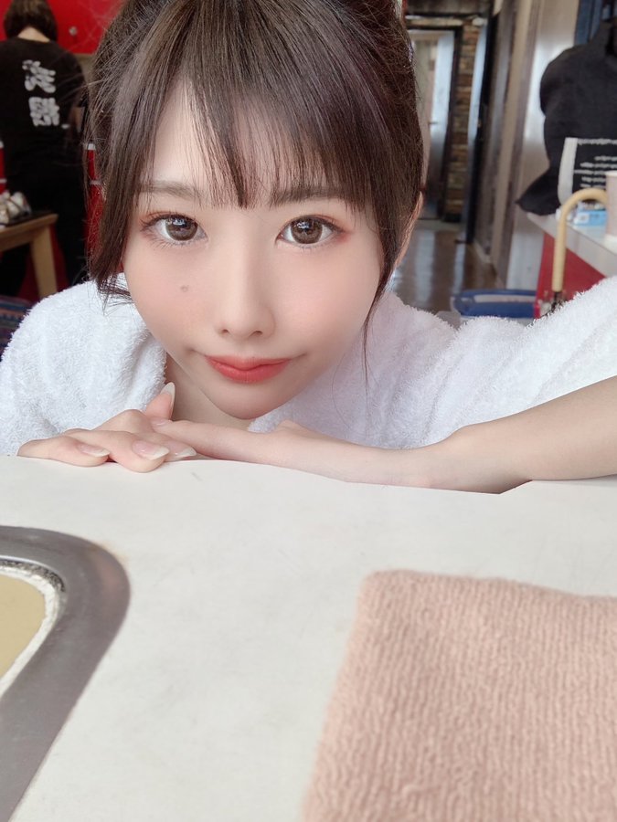 橘雏乃(橘ひなの)出道作品品番及封面，橘ひなの个人简介