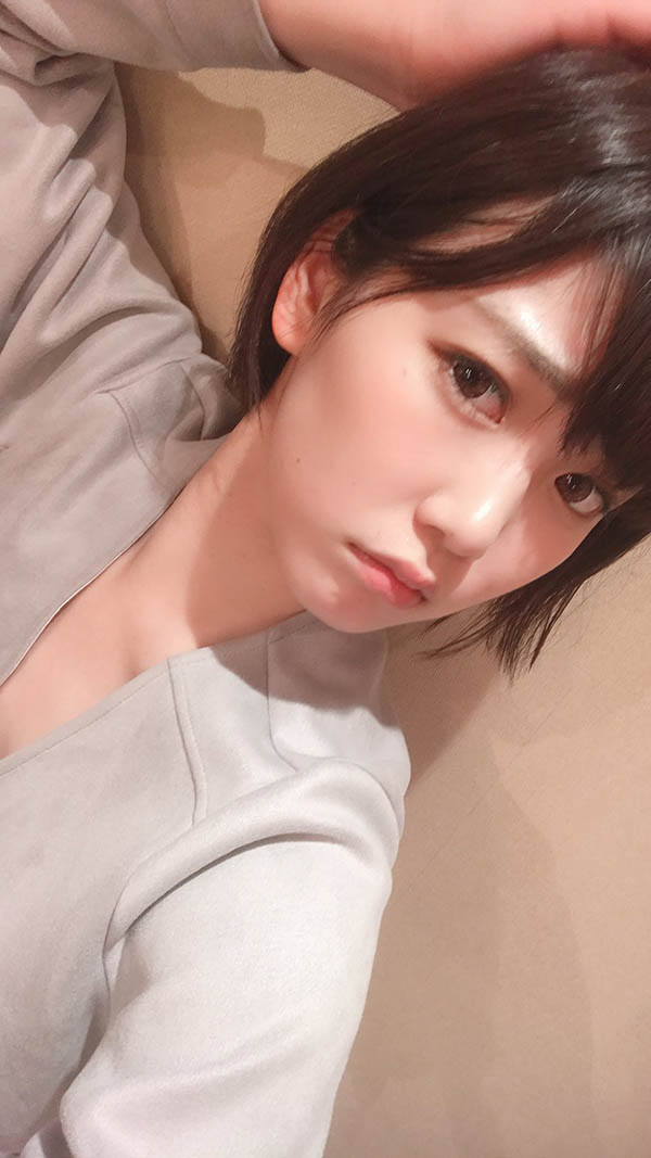儿玉玲奈(児玉れな)出道作品品番及封面，児玉れな个人简介