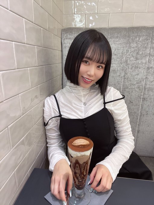 如月里依纱(如月りいさ)出道作品品番及封面，如月里依纱个人简介-图片1