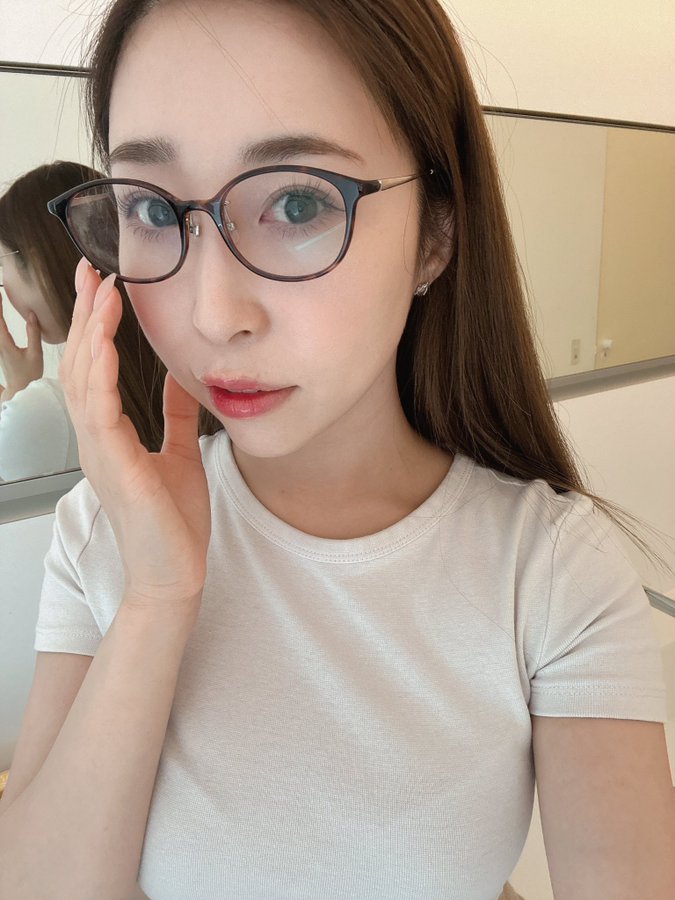 工藤百合(工藤ゆり)出道作品番号及封面,工藤百合个人简介-图片12